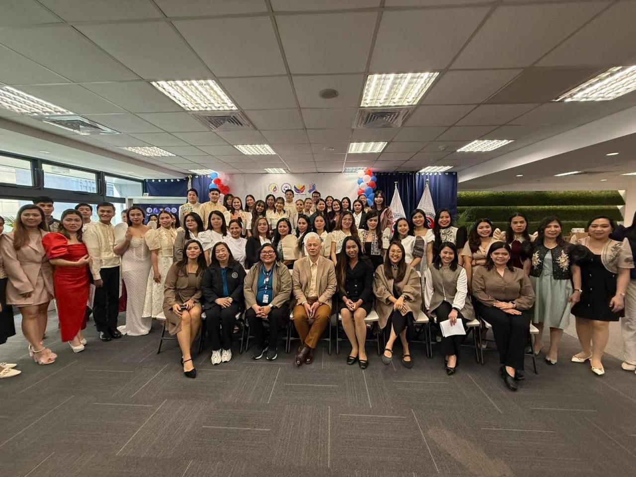Filipino Professionals Take Oath OWWA Caravan Taipei