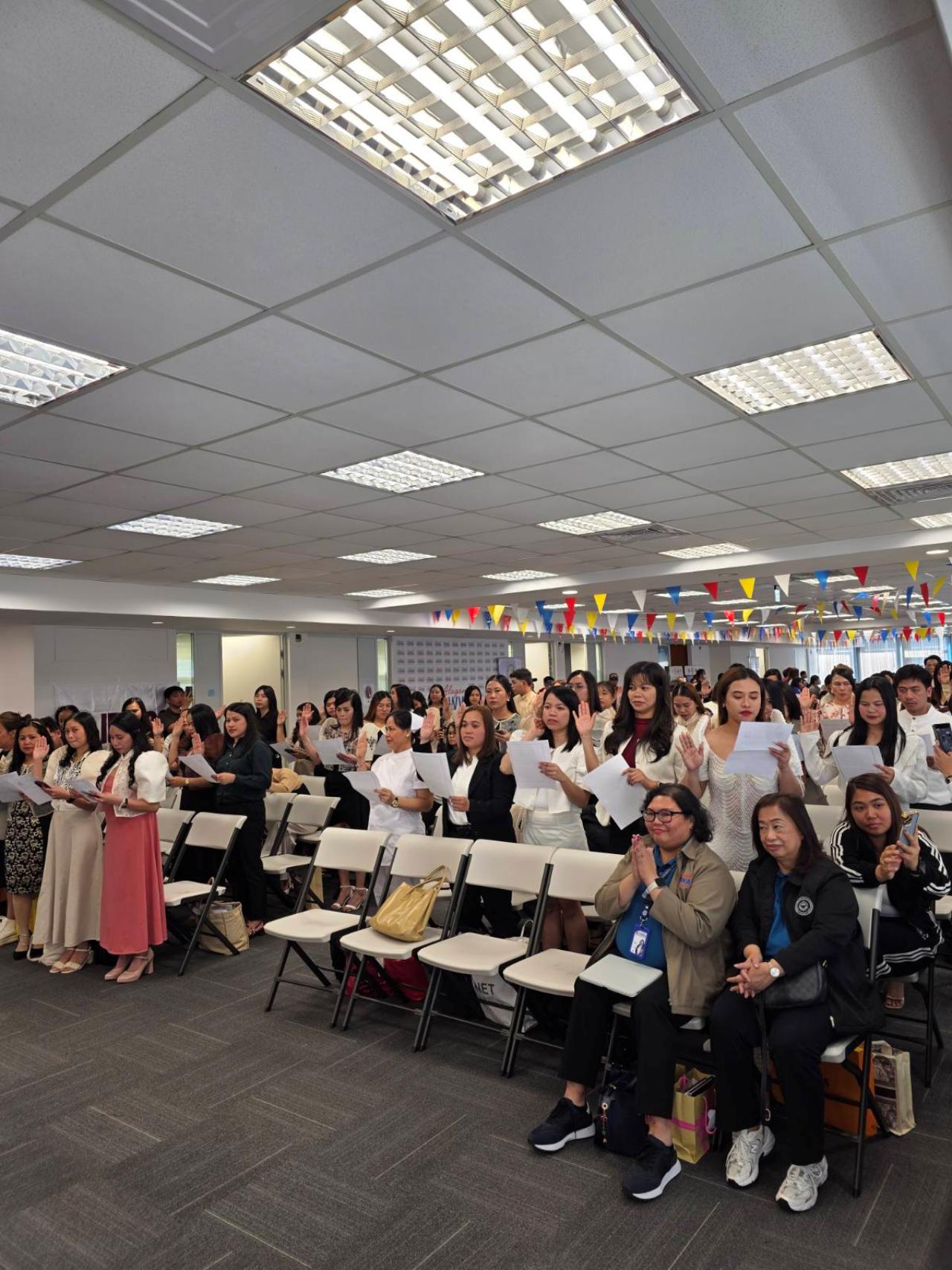 Filipino Professionals Take Oath OWWA Caravan Taipei